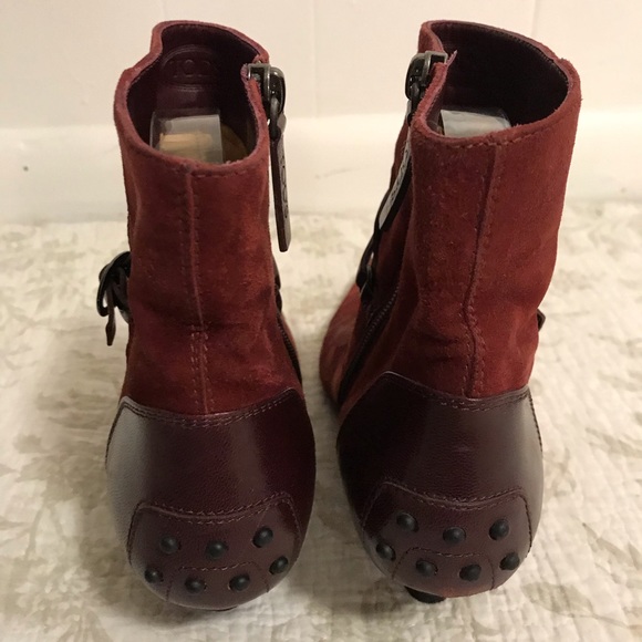 Tod’s suede victorian heel booties pointed 8.5 - Picture 6 of 8